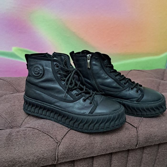 Продам зимние сапоги подростковые