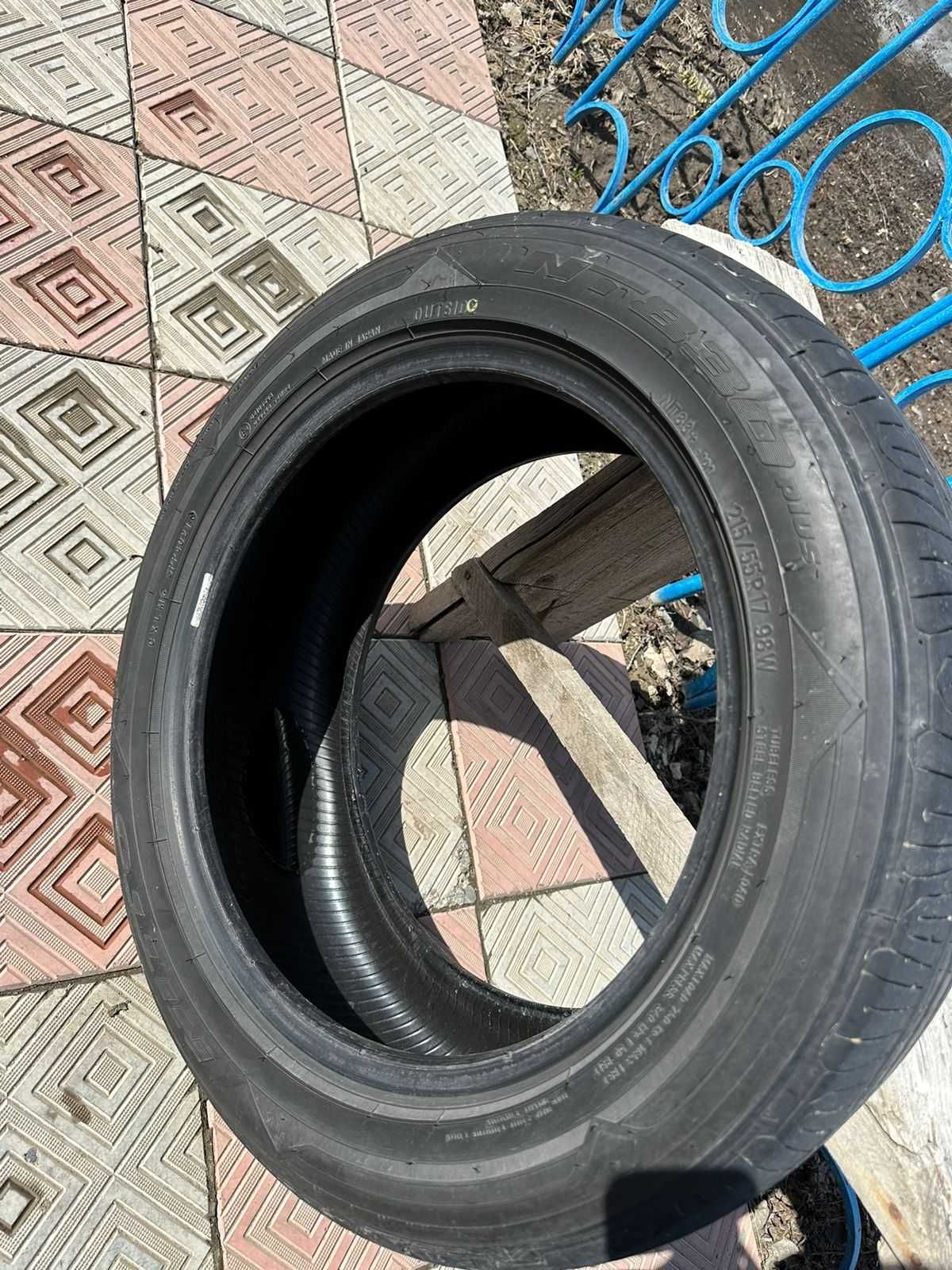 Шины Nitto 215/55 R17 98W