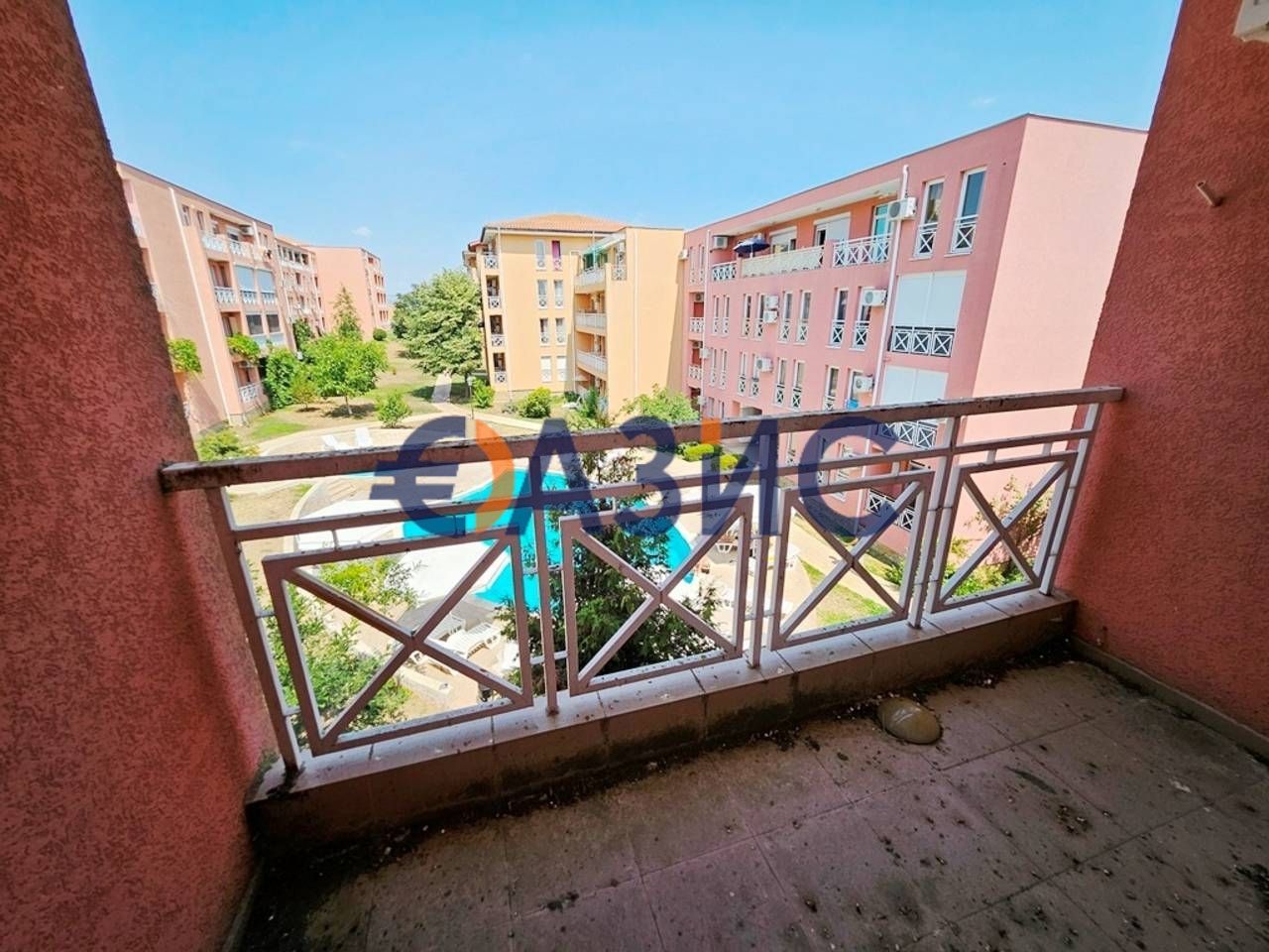 Необзаведено студио в комплекс Sunny Day 6, 28 кв.м., Слънчев бряг,
