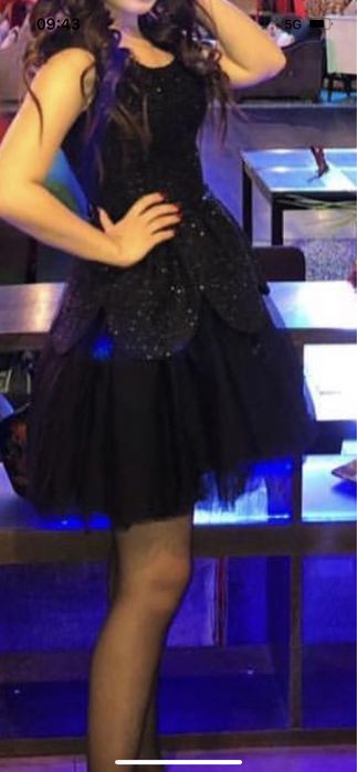 Маленькое черное коктейльное платье