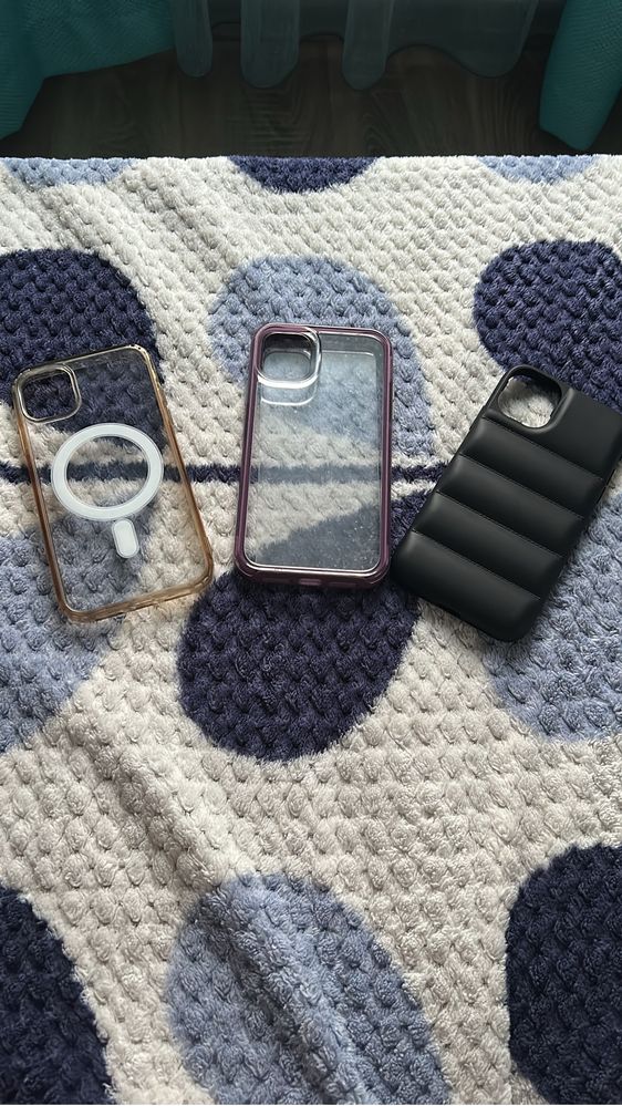 Huse iphone 11 si folii