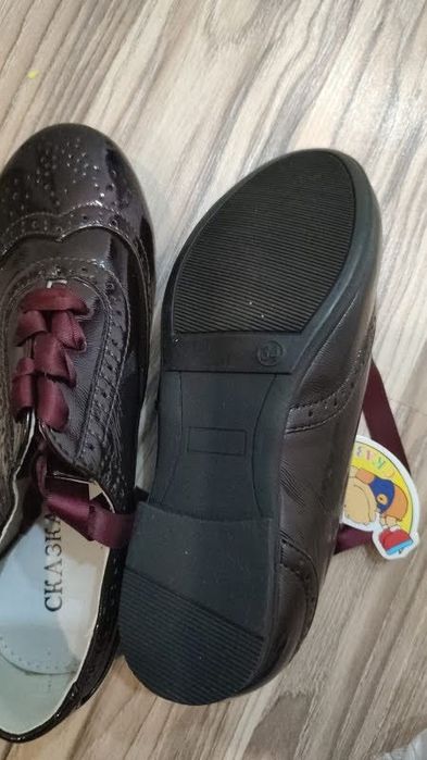 Продам туфельки детские
