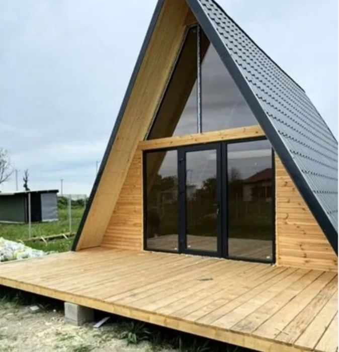 Casă pe structură metalică