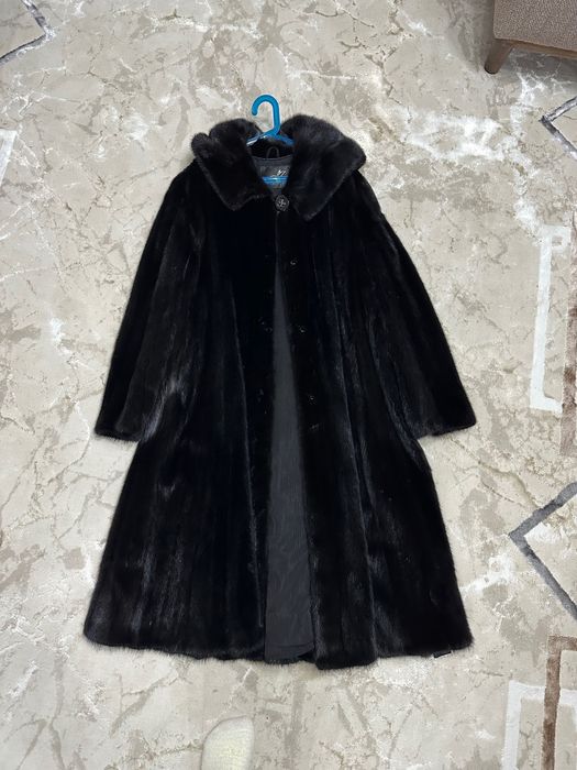 Продам норковую шубу 52-54