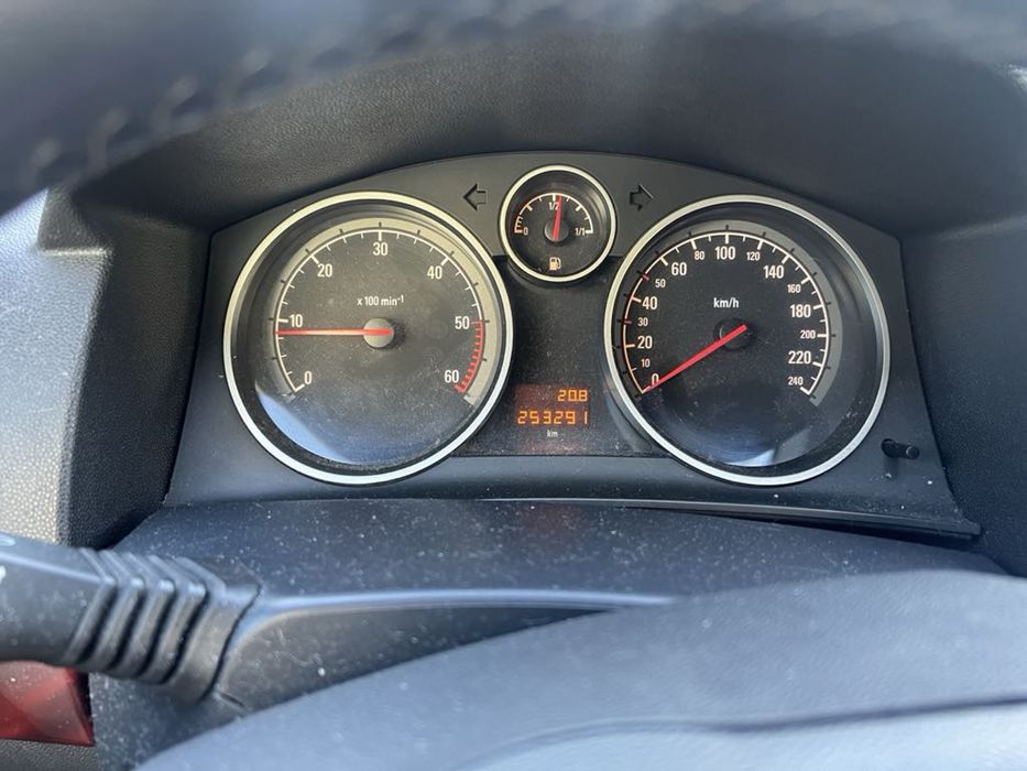 Opel astra h 1.7 cdti