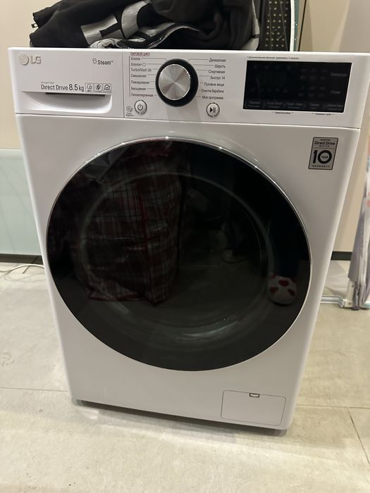Продам Стиральная машина LG F2V9HS9W белый
