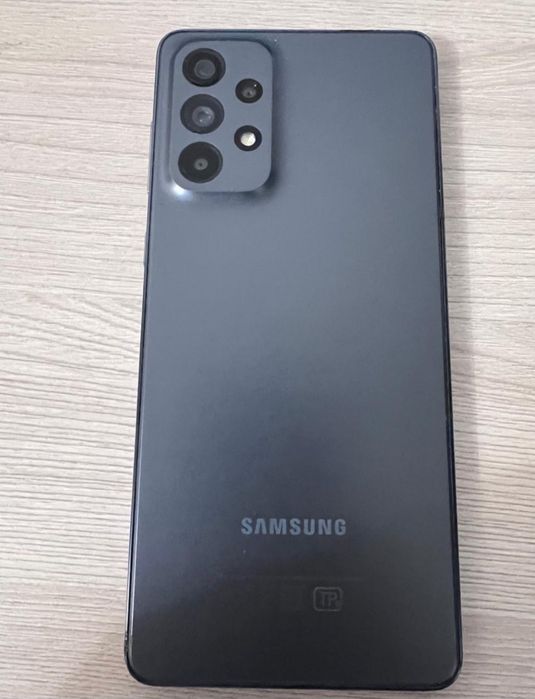 Продам Samsung A 73
