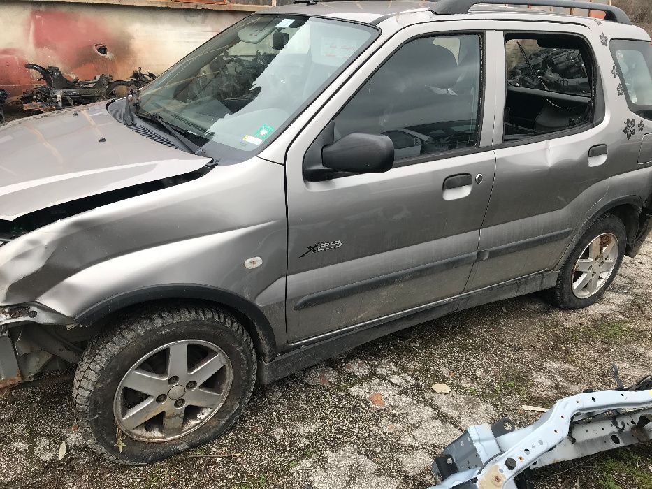 Suzuki Ignis 1.3i 93к.с. 2005г. на части