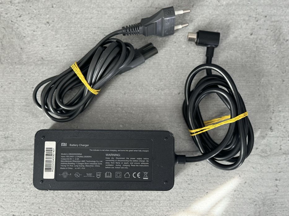 Incarcator bicicleta electrica Xiaomi 42V-2A
