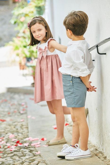 бебешки  роклички в два цвята  / внос от Испания