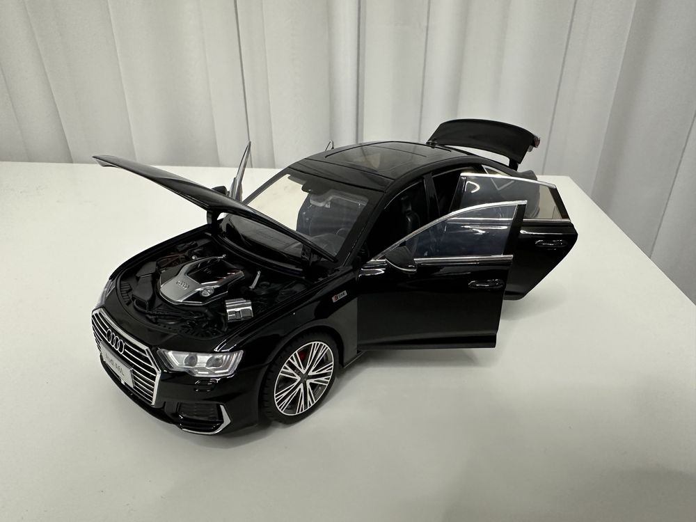 Macheta auto metalica Audi A6L, scara 1:18, noua
