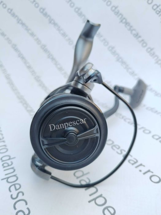 SET 4 Mulinete Feeder si Crap PRO FL CHASER LA5000 tambur Long Cast