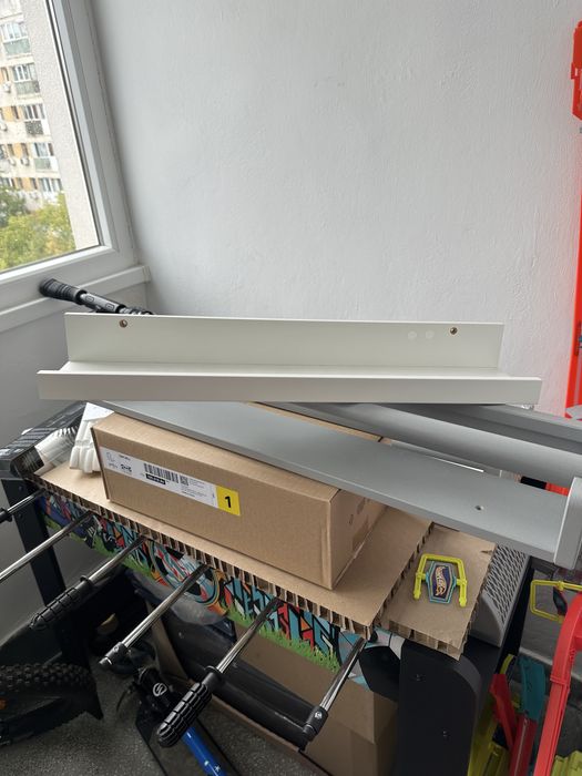 Vand etajere Flisat si Mosslanda Ikea