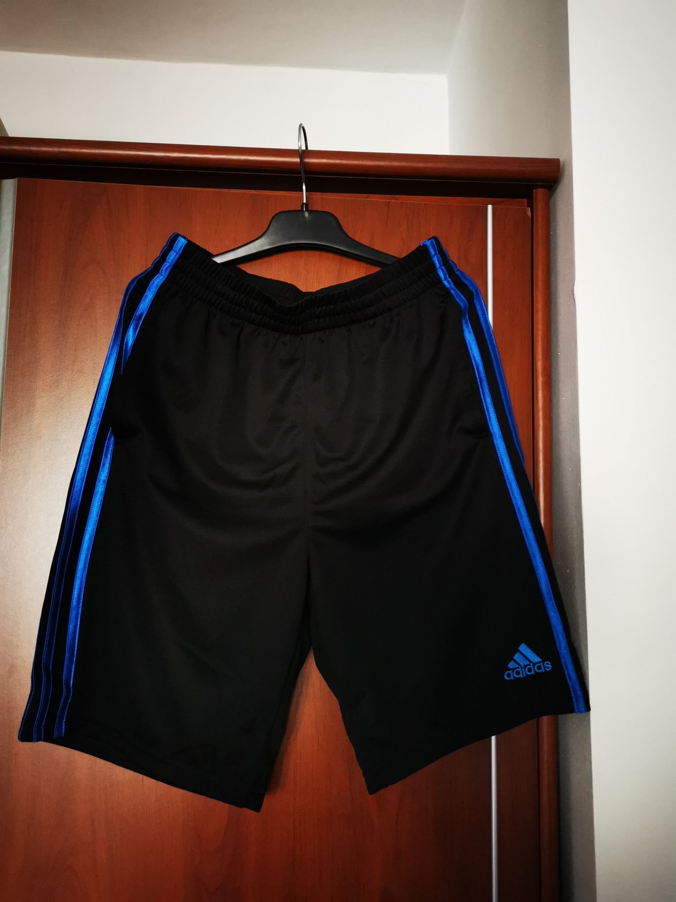 Set 10/12 ani Adidas, NOU