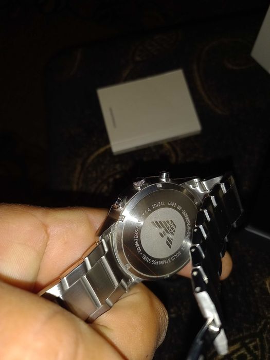 EMPOrIо ARMANI часовник