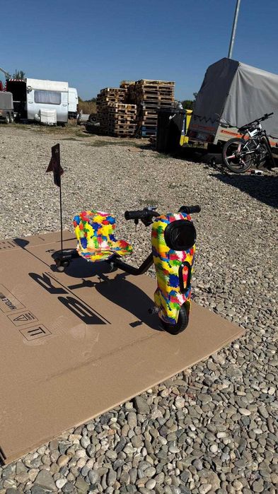 Tricicleta DRIFTURI electrică 360° pentru copii, Baterie 36V