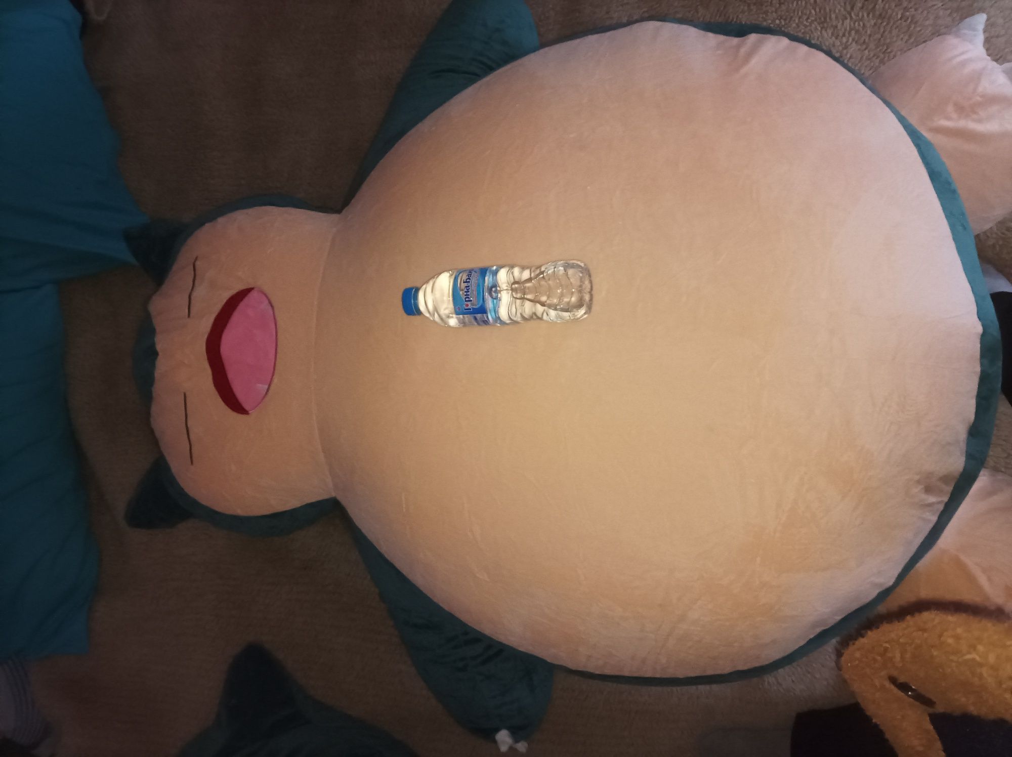 голям плюшен покемон снорлакс (барбарон) / snorlax plushie or beanbag