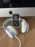 Sony walkman NWZ-E384 plus Casti Beats Solo originale