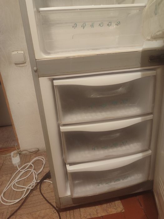 Холодильник Самсунг 35000