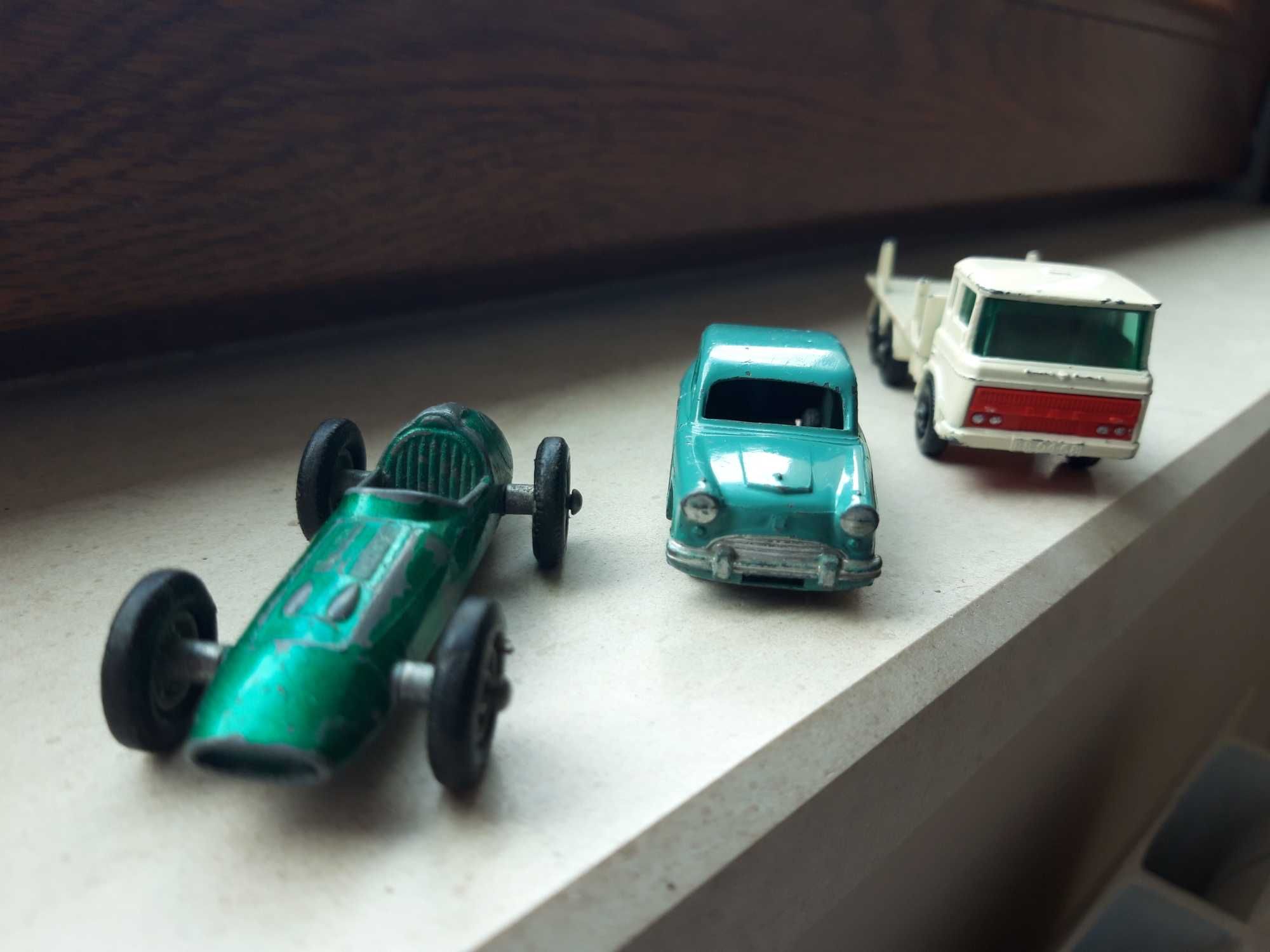 Matchbox Peugeot varios