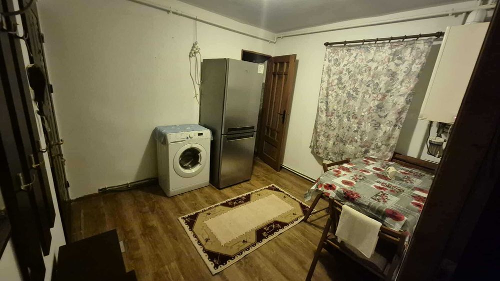Apartament tip studio cu dormitor separat | cu centrală proprie