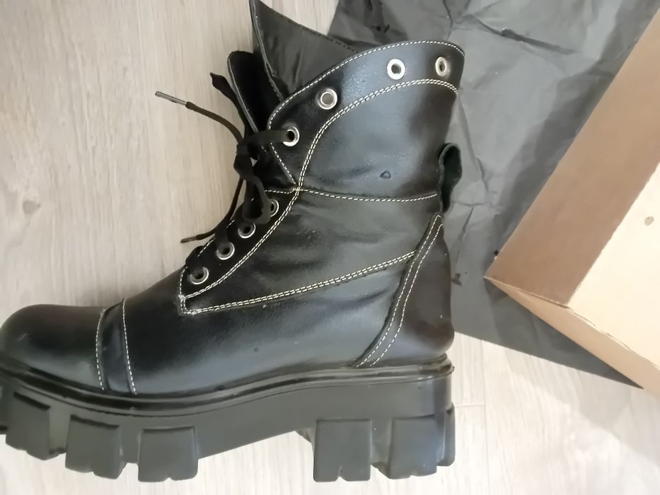 Ghete din piele naturala,marimea36