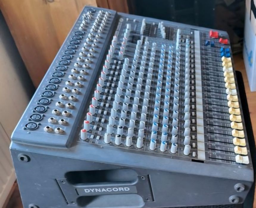 DYNACORD power 1600/