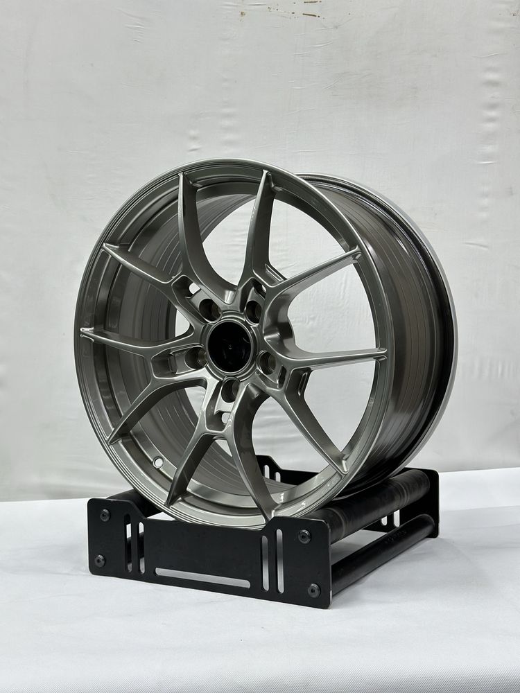 Продается комплект диск R17 5x114.3