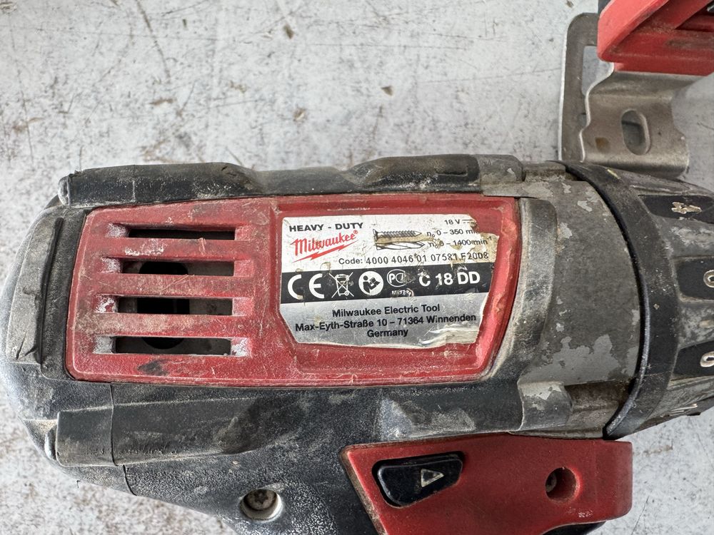 Винтоверт - Milwaukee 18 V li on (развалени)