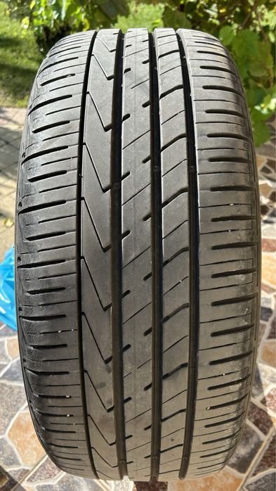 235 50 19 Hankook Ventus S1 Evo SUV