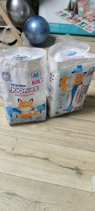 Продам подгузники трусики М 56штук +17