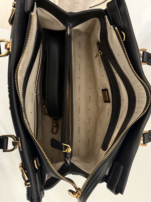 Geanta Guess noua, nepurtata