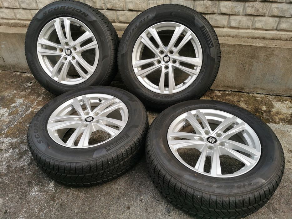 jante originale Seat + anvelope iarna Pirelli 215 65 R17; DOT4022; 7mm