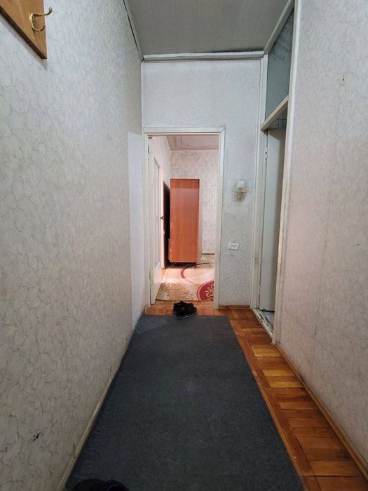 Срочно!!! Юнусабад 2кв Шахристанский 2/4/4. 54м² Зеркальный, Не торец