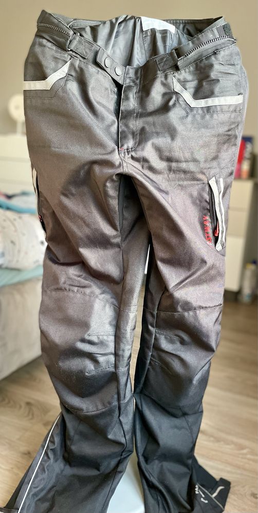 pantaloni moto din material textil / marimea 52