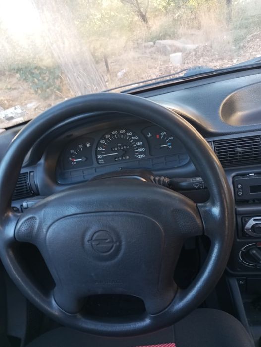 OPEL ASTRA 1995 162.000 KM