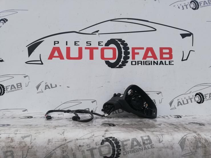 Oglinda dreapta Audi A4 B9 fara capac fara oglinda an 2016-2017-2018-2019-2020-2021-2022-2023-2024