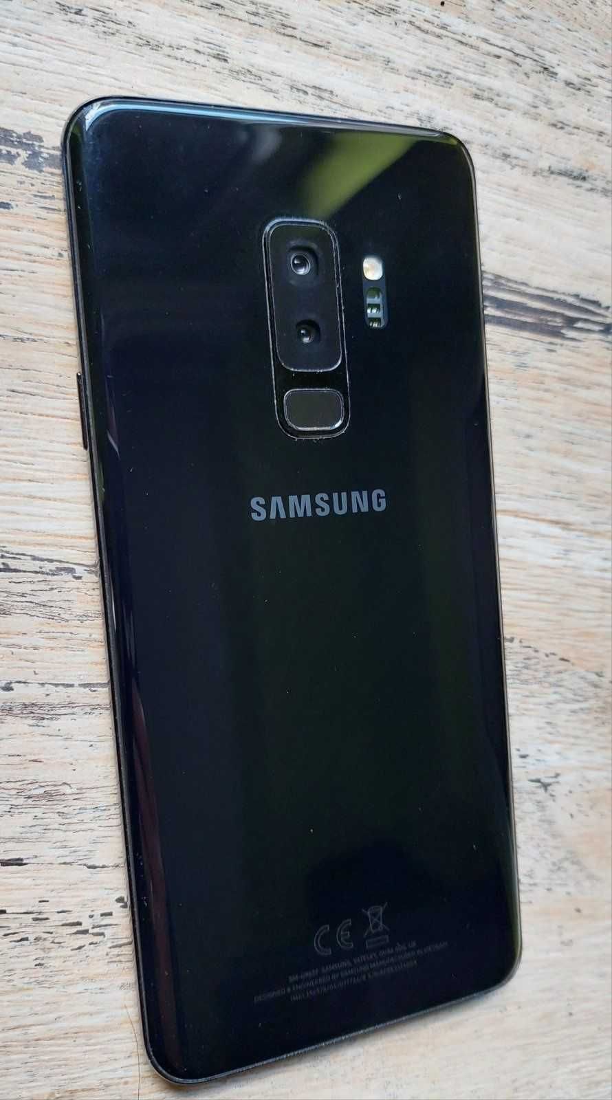 Продавам телефон Samsung s 9.