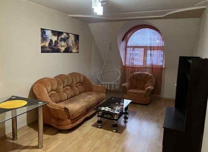 Дава се под наем Двустаен апартамент в София, Зона Б-18 - 60 кв.м за 511 € - Снимка #1