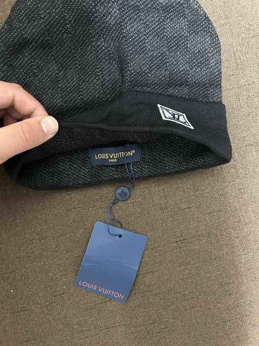 Caciula Louis Vuitton