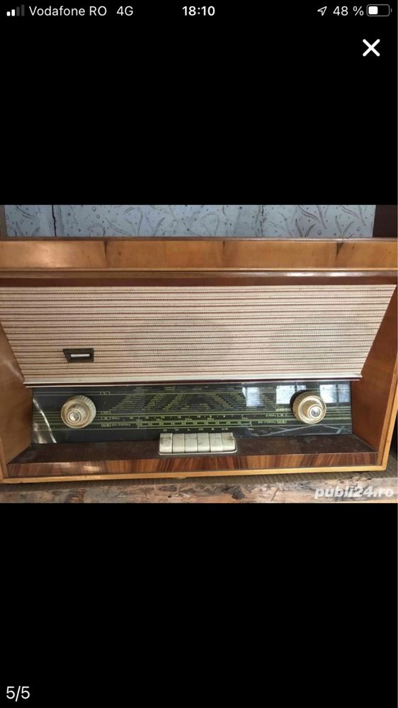 Radio cu pick-up retro