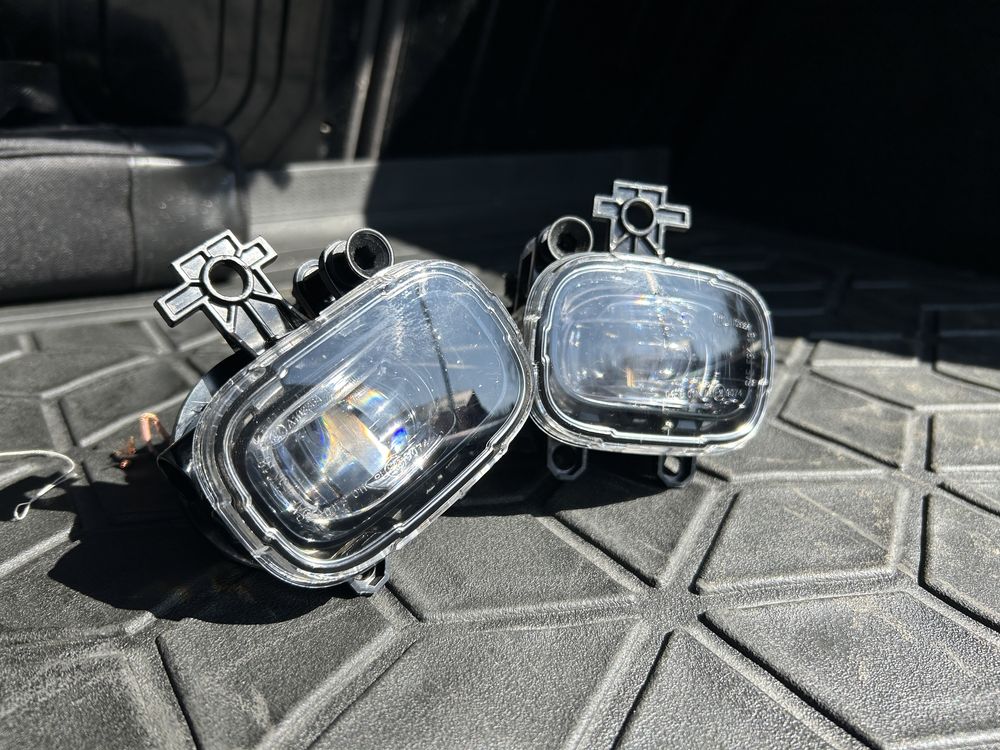 Proiector ceata LED Renault Arkana Zoe Talisman Megane.