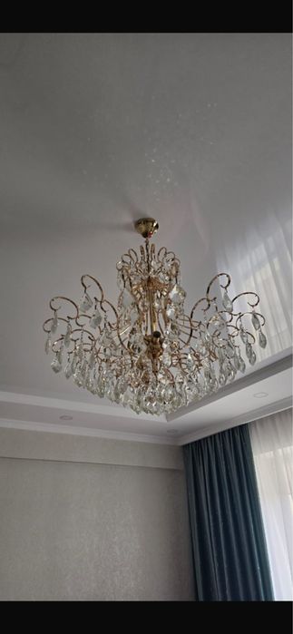 Хрустальная люстра жақсы жағдайда сатылады. Бағасы 15000