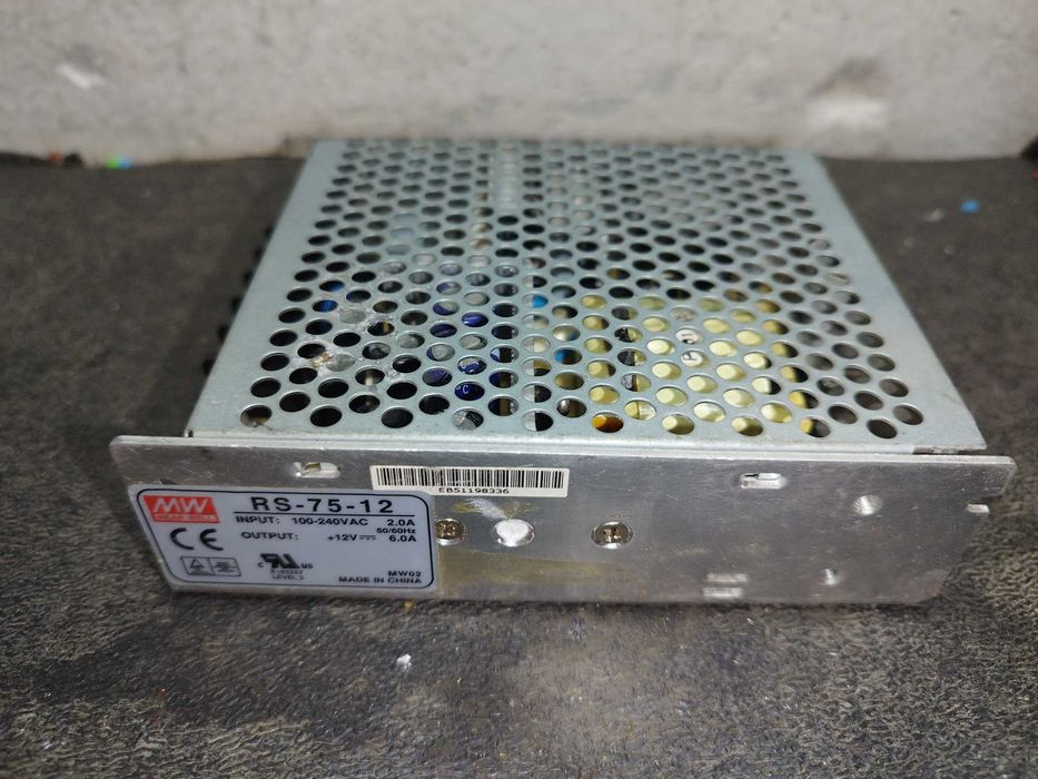 Diferite modele sursa comutatie 5 si 12 Volti
