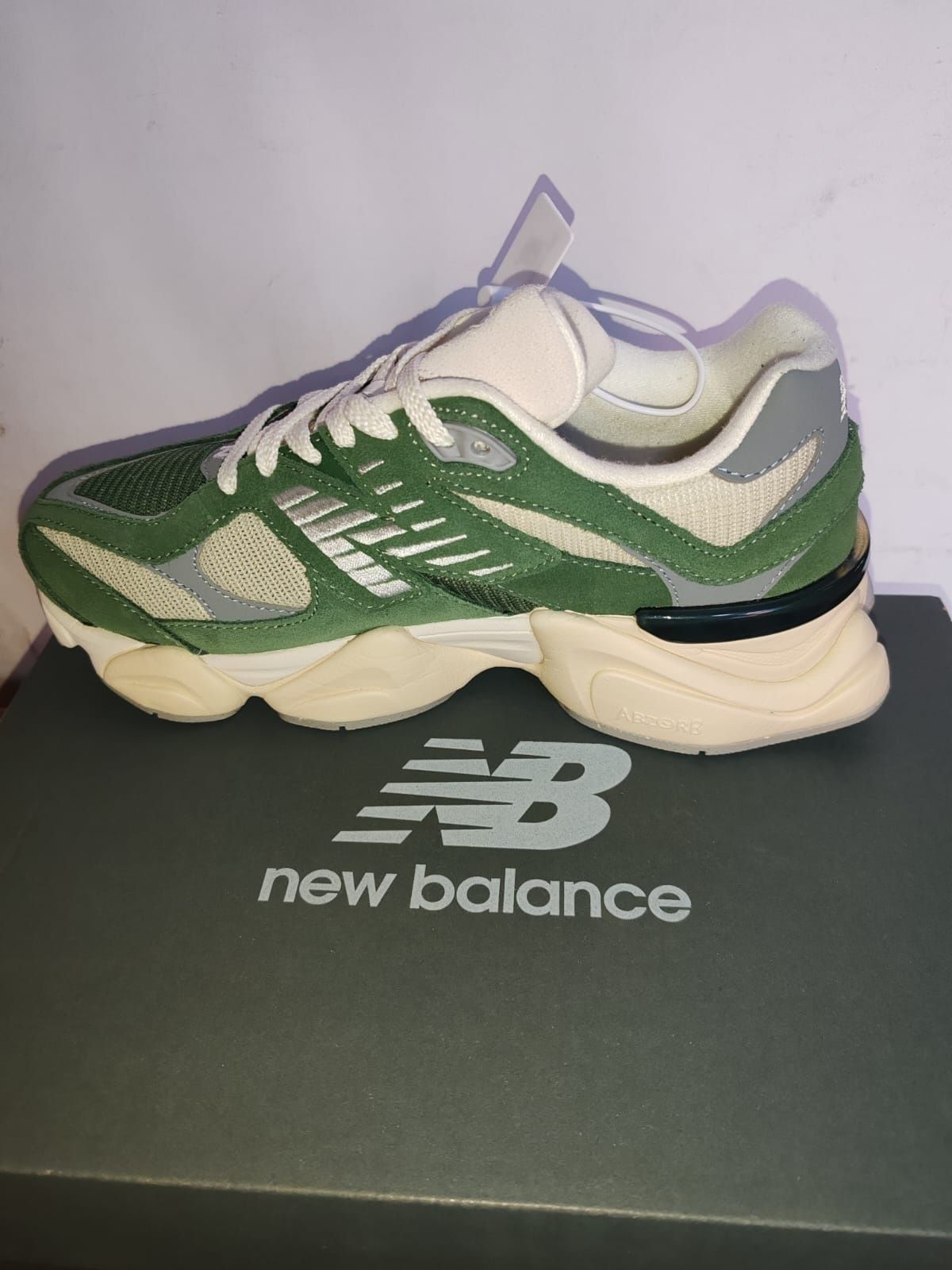 Nb U 9060,, diferite culori
