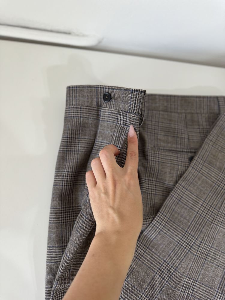 Pantaloni zara carouri