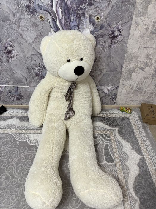 Продам белого мишку