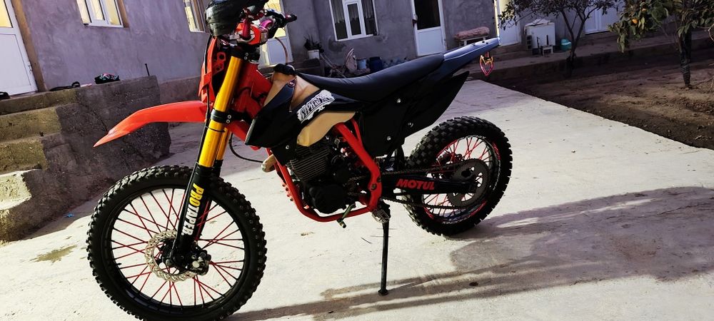 Srocno Regulmoto athlete 250cc 172fmm