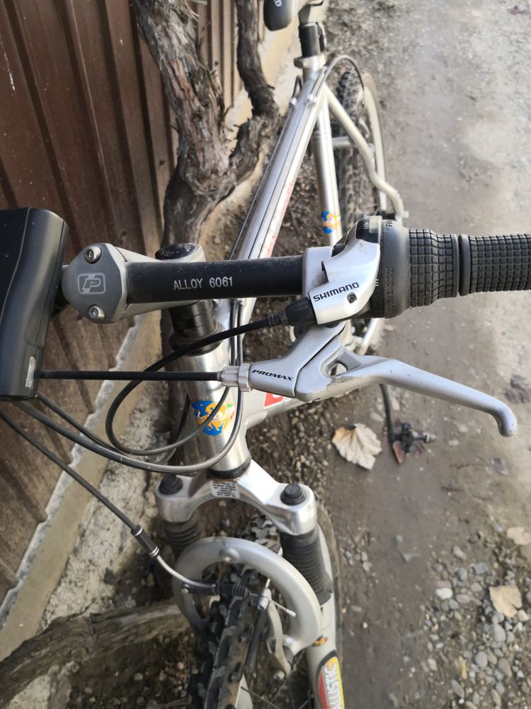 Bicicleta Elios echipare shimano