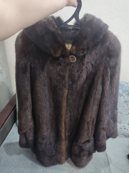 Продам норковую шубу